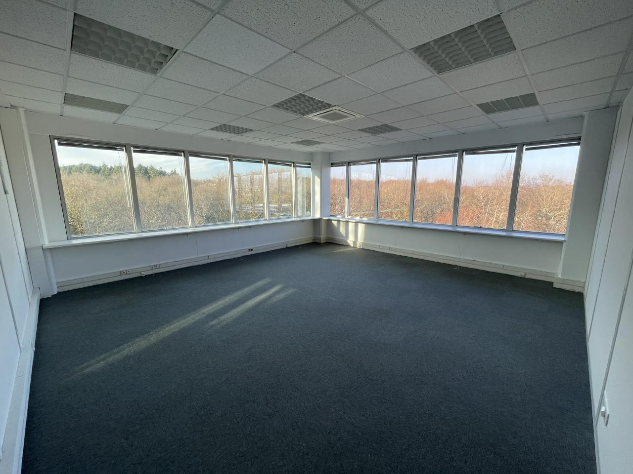 Bureau Nantes 330m² Location bureau Nantes Loire-Atlantique OLBUR2112302 3